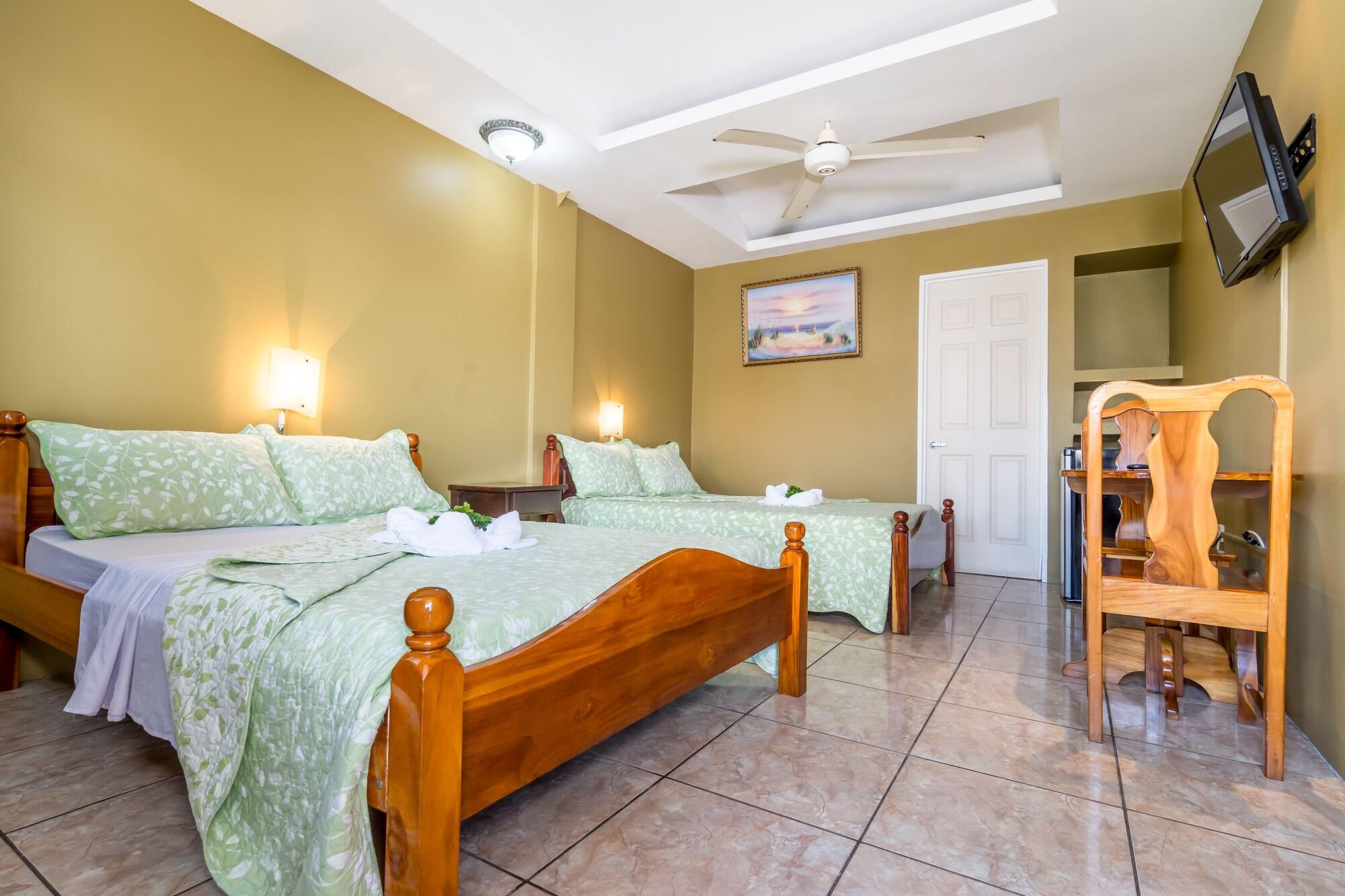 מנואל אנטוניו Hotel Le Priss מראה חיצוני תמונה
