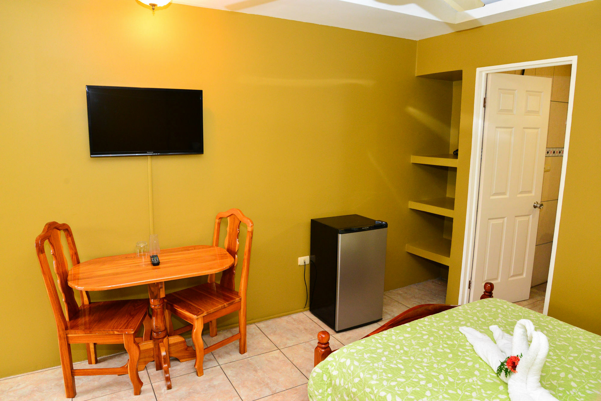 מנואל אנטוניו Hotel Le Priss מראה חיצוני תמונה